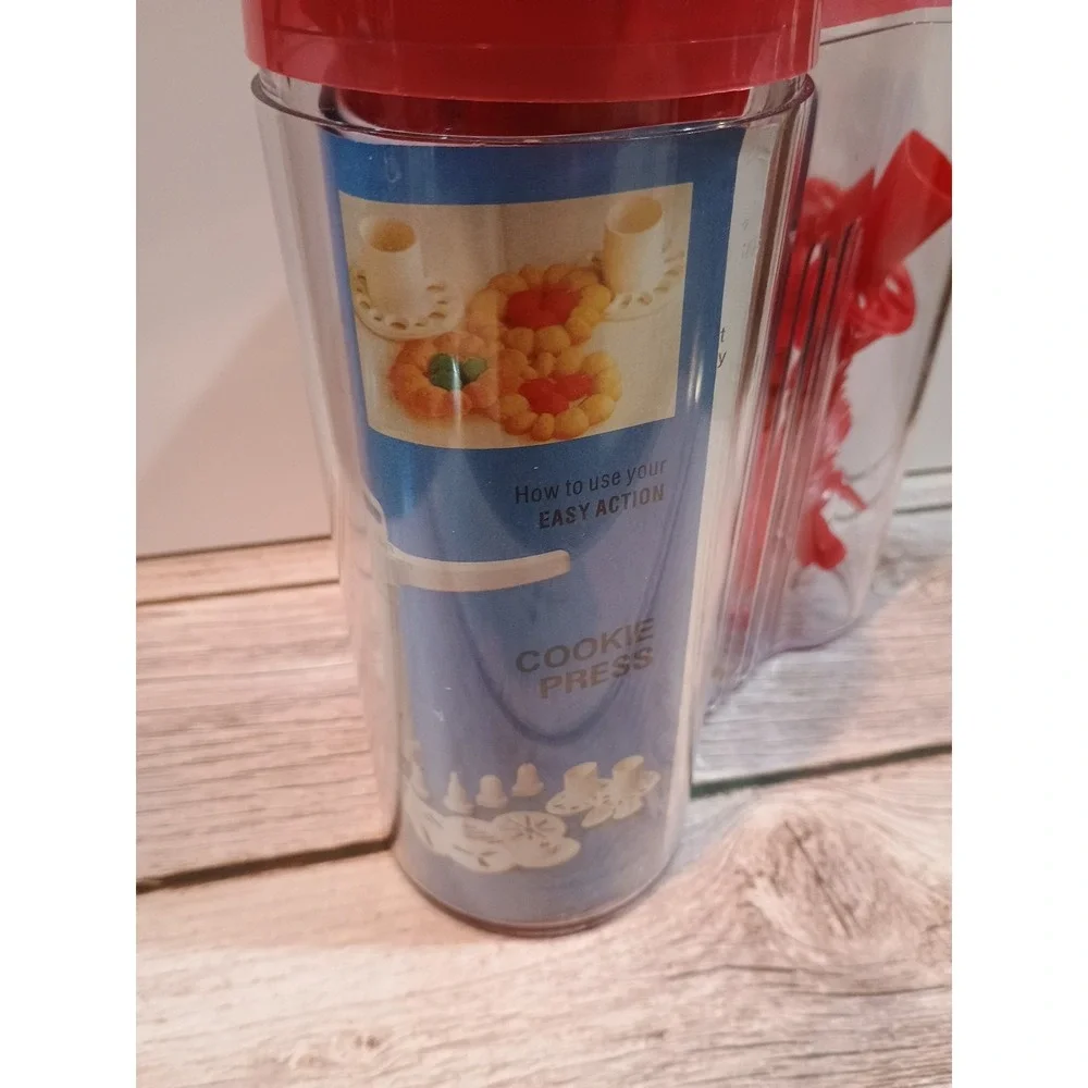 Cookie Press‎  & Icing Tips Easy Action HUTZLER item Number 698